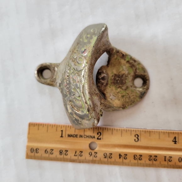 Vintage Coca Cola Bottle Opener ~ Great for Outdoor Bar Cart ~ Antique? ~ As-Is! - Picture 9 of 14